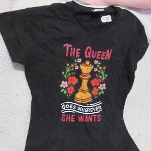 The Queen Goes Wherever She Wants Women's Medium T-shirt Chess Queens Gambit NWT